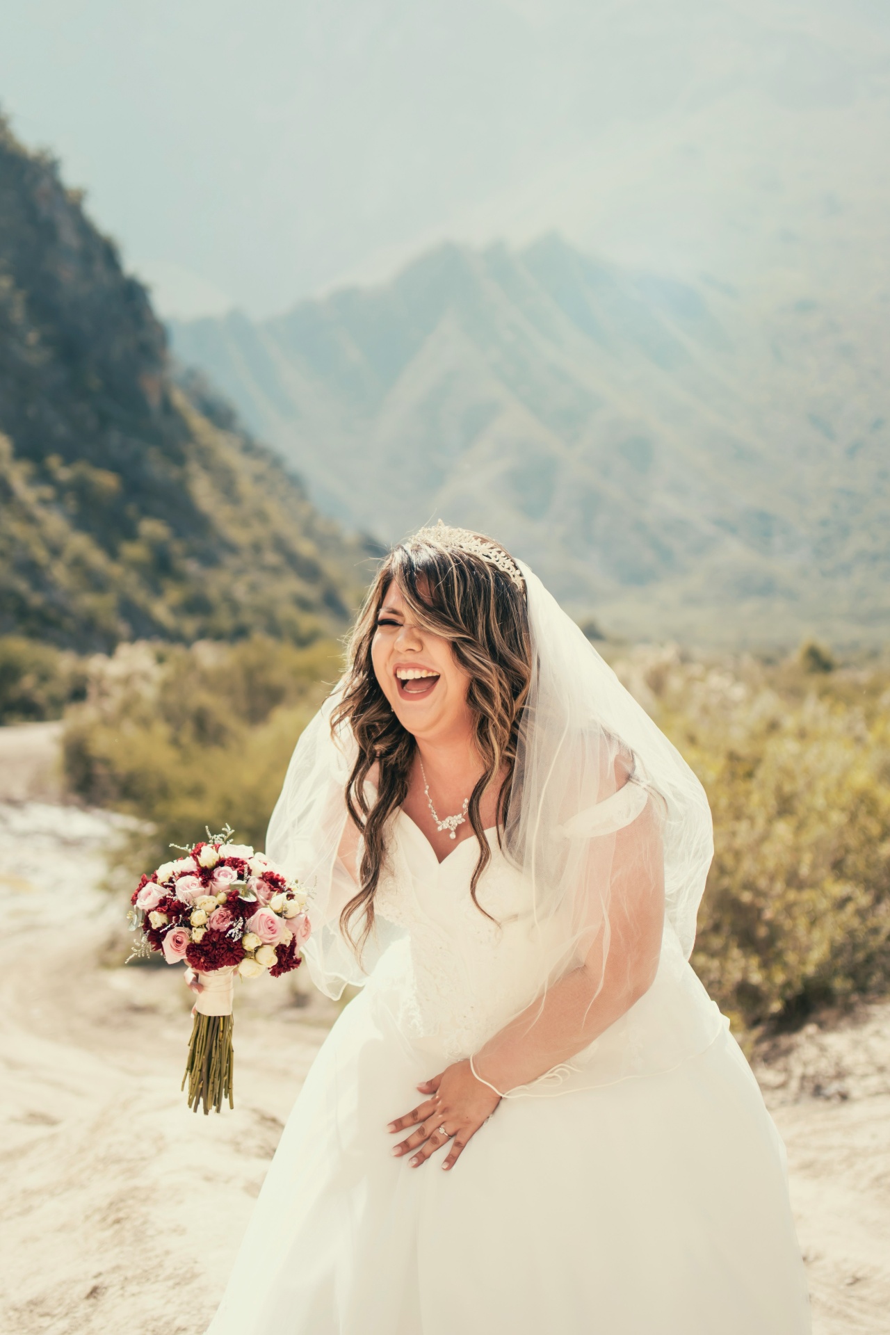 Novia feliz en su boda